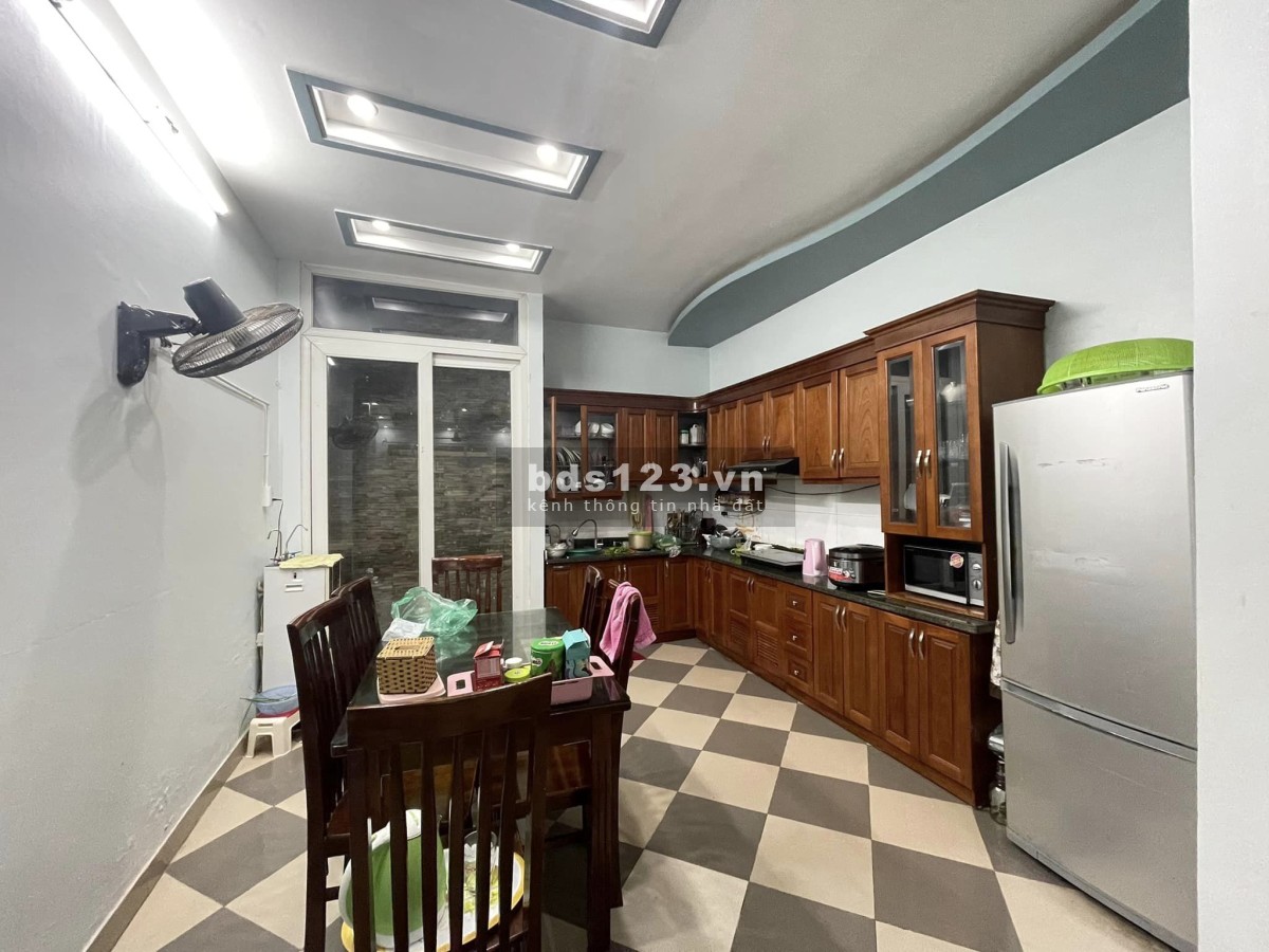 Bán nhà riêng Ngọc Thụy - Long Biên ngõ thông ô tô 59m2 - 4 tầng - giá 3 tỷ 45