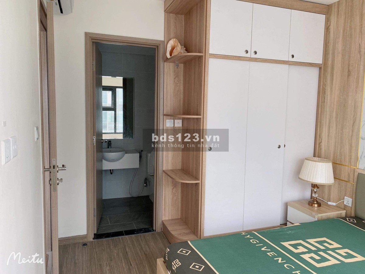 Bán căn hộ chính chủ 2PN + 2WC, giá bán 1,65 tỷ tại Vinhomes Ocean Park