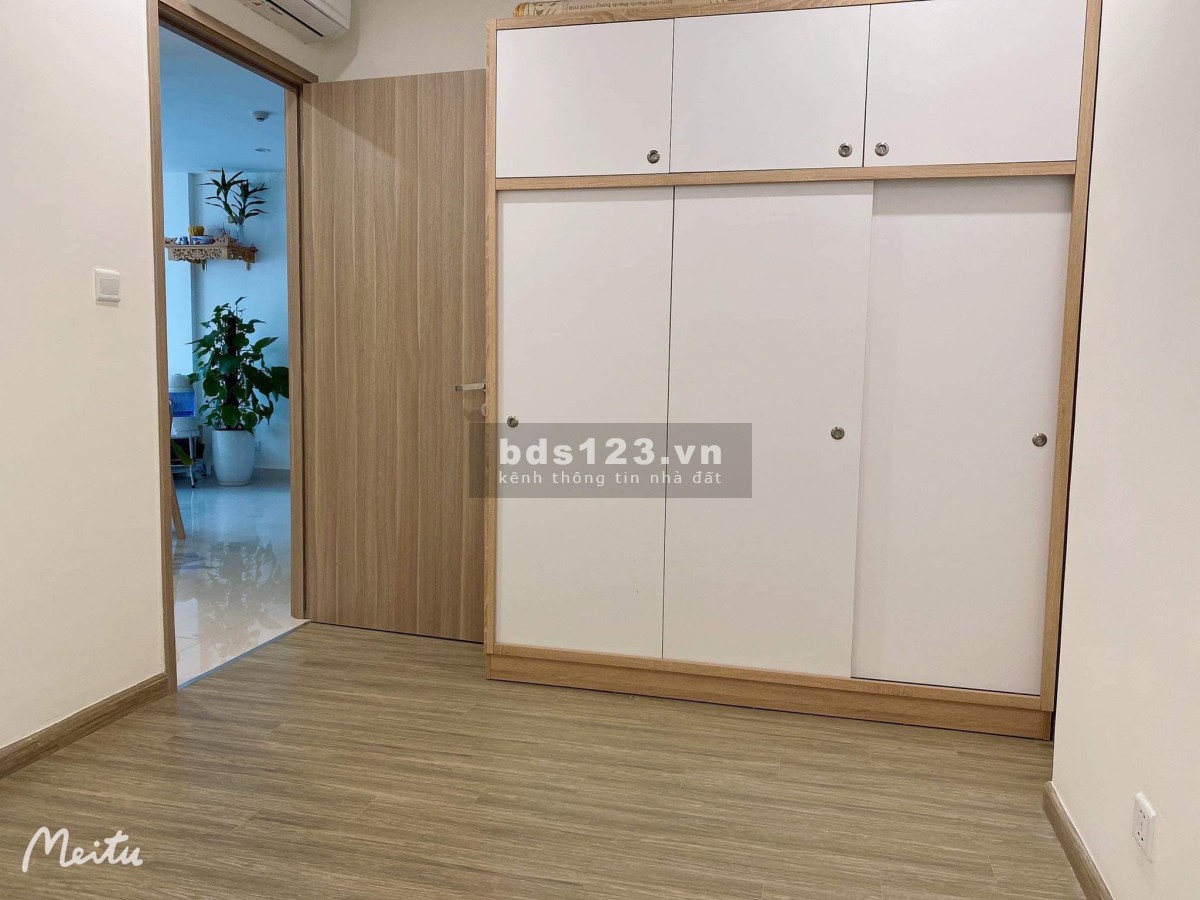 Bán căn hộ chính chủ 2PN + 2WC, giá bán 1,65 tỷ tại Vinhomes Ocean Park
