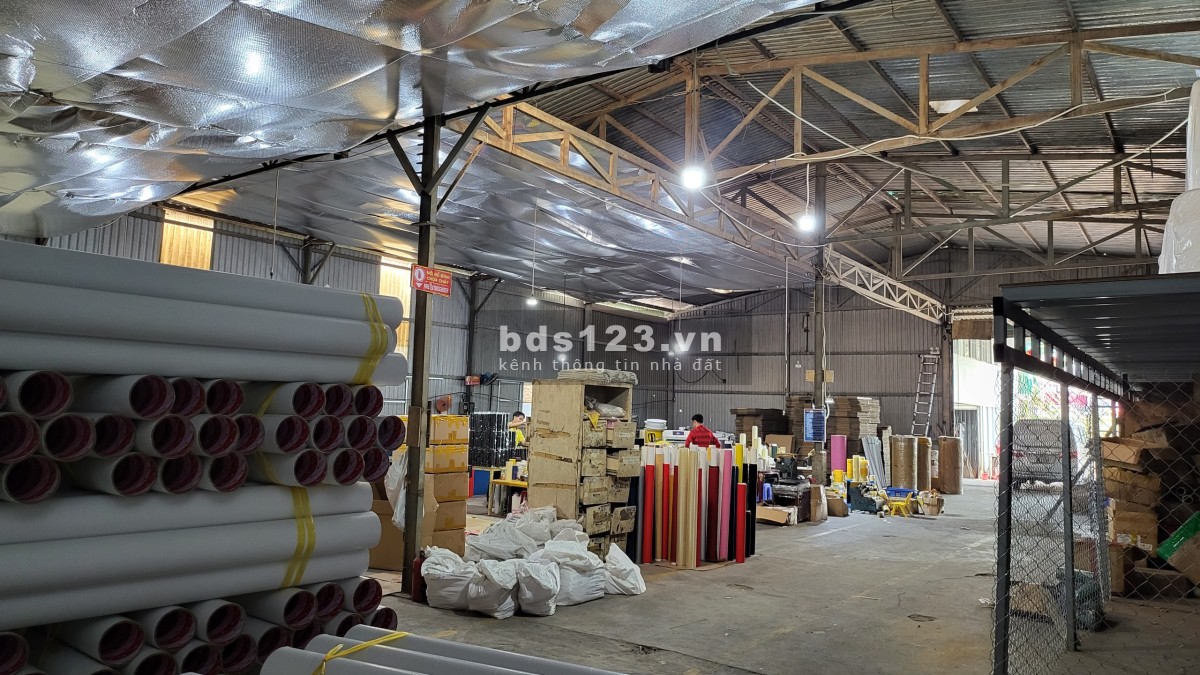 Cho Thuê Nhà Xưởng 1000m2 Ngay Gần Quốc Lộ 1K Dĩ An
