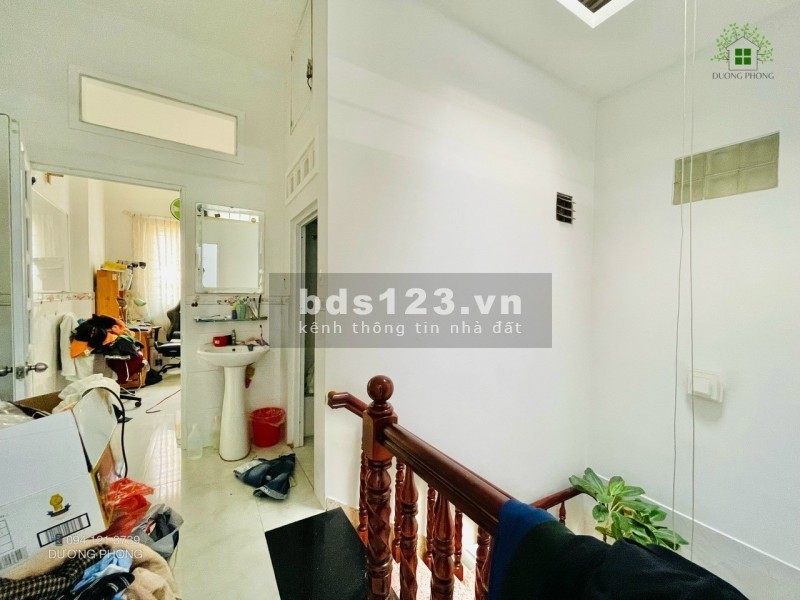 Bán nhà Huỳnh Văn Bánh – Q.PN – căn nhà 3 tầng giá chỉ 7,5 tỷ đt: 0357475836