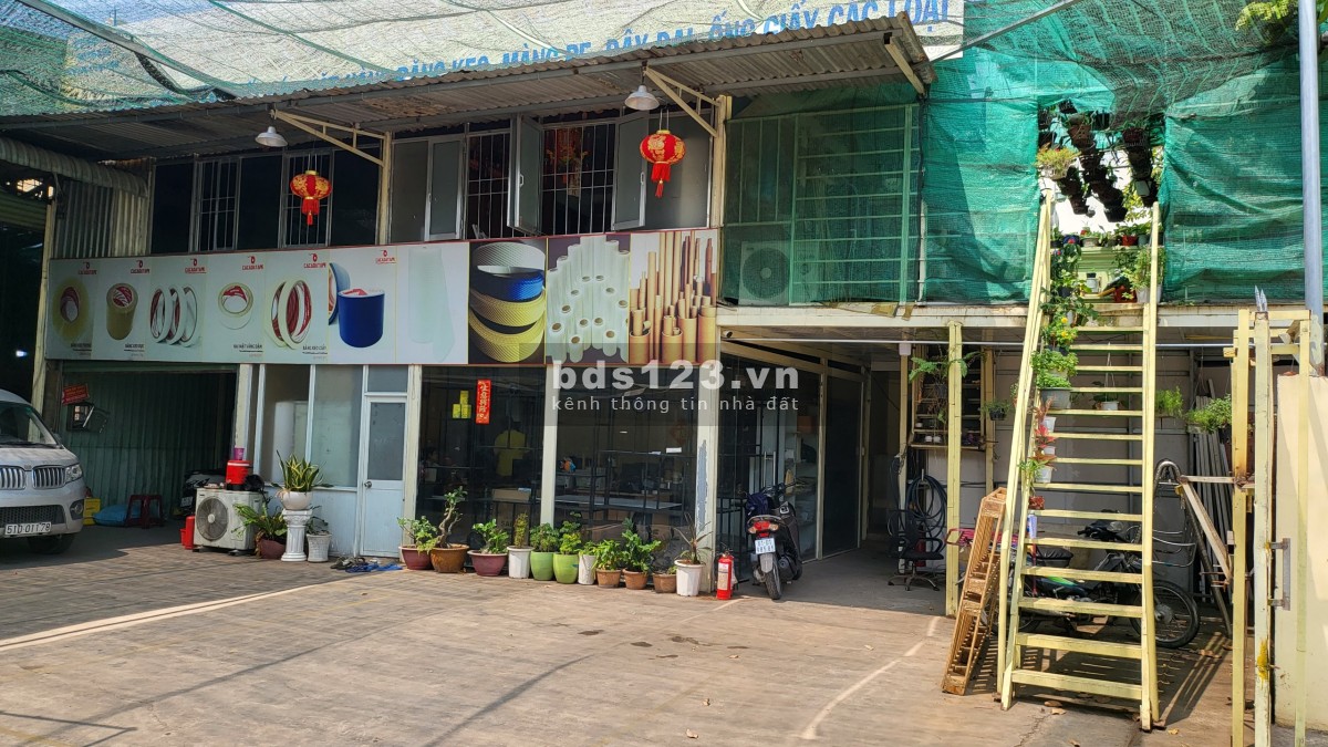 Cho Thuê Nhà Xưởng 1000m2 Ngay Gần Quốc Lộ 1K Dĩ An