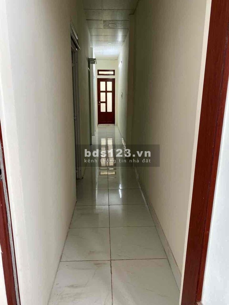Cho thuê nhà nguyên căn Cộng Hòa 5 x 16 1 lầu 3 phòng có máy lạnh