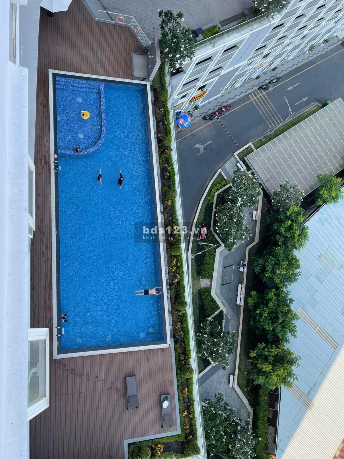 Cần cho thuê căn hộ Moonlight Boulevard 2pn 2wc 66m, nội thất 9.5 triệu vào ở ngay. Lh: 0938308438.