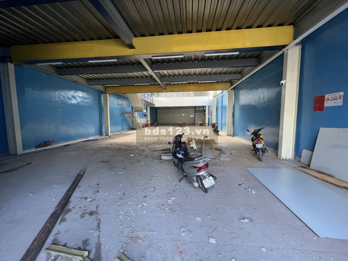 Cho thuê mặt bằng 137 Trần Não Quận 2 diện tích 13 x 50 trệt 1 lầu