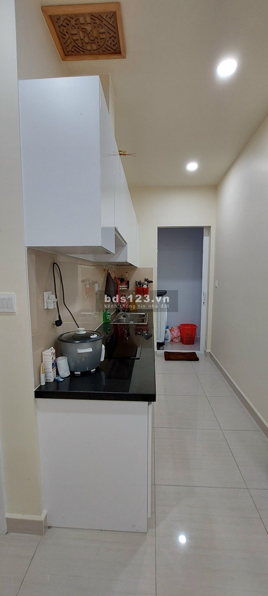 Cần cho thuê căn hộ Moonlight Boulevard 2pn 2wc 66m, nội thất 9.5 triệu vào ở ngay. Lh: 0938308438.
