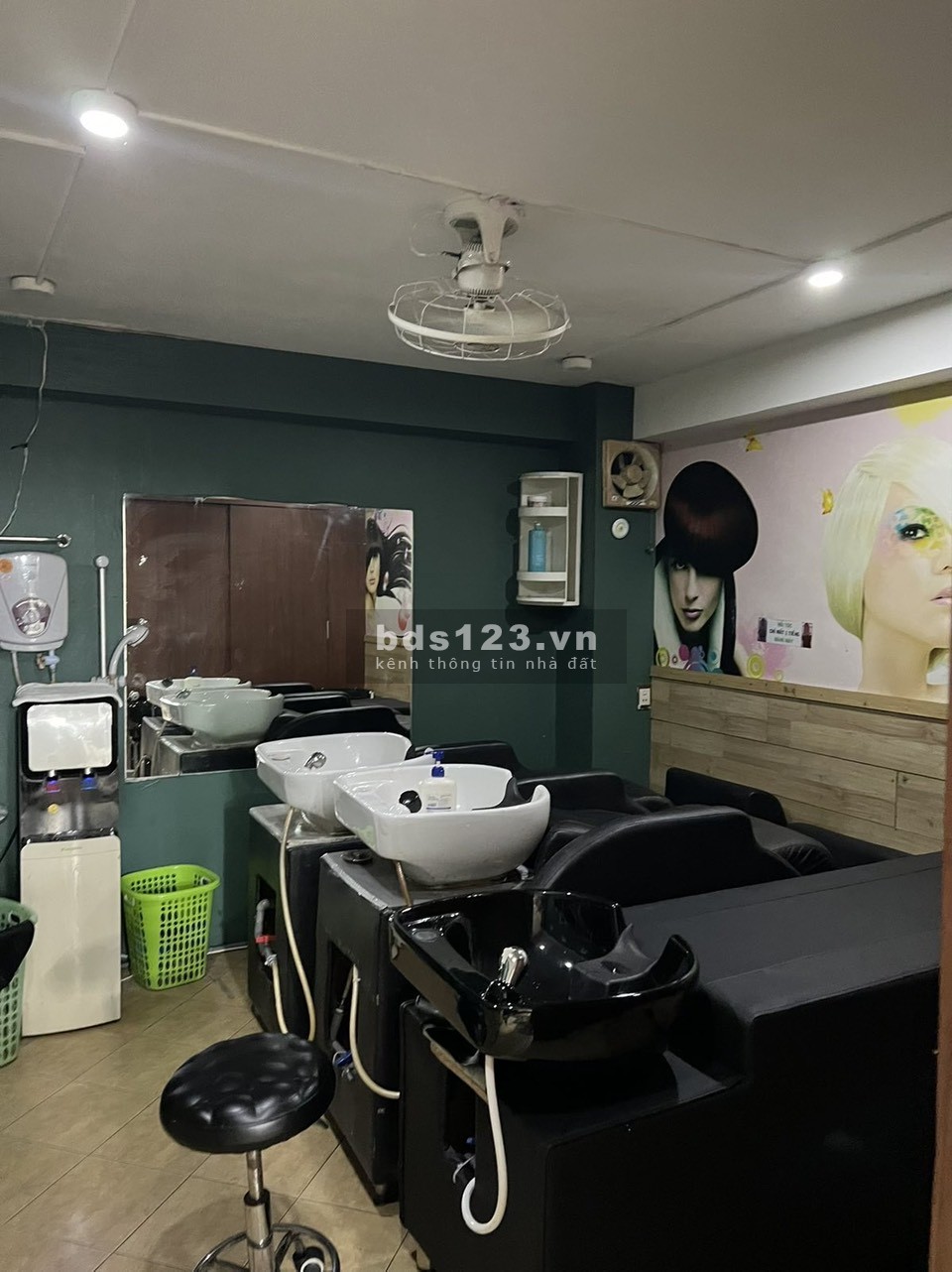 Cho thuê nhà mặt tiền 5 tầng Đinh Tiên Hoàng giá rẻ