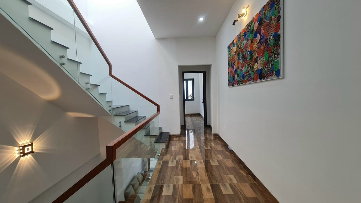 Cần bán căn nhà 1 trệt 1 lầu tại đường số 2 Nguyễn Duy Trinh, phường Long Trường, TP. Thủ Đức.