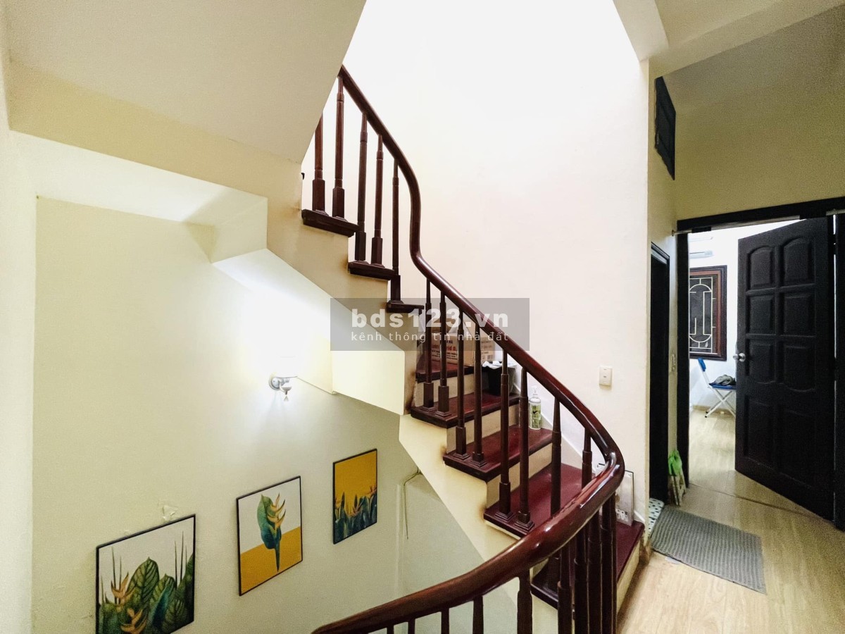 Bán nhà riêng 1 nhà ra ô tô - 50m ra phố - 2 thoáng - Full đồ ở ngay Thanh Xuân Hà Nội