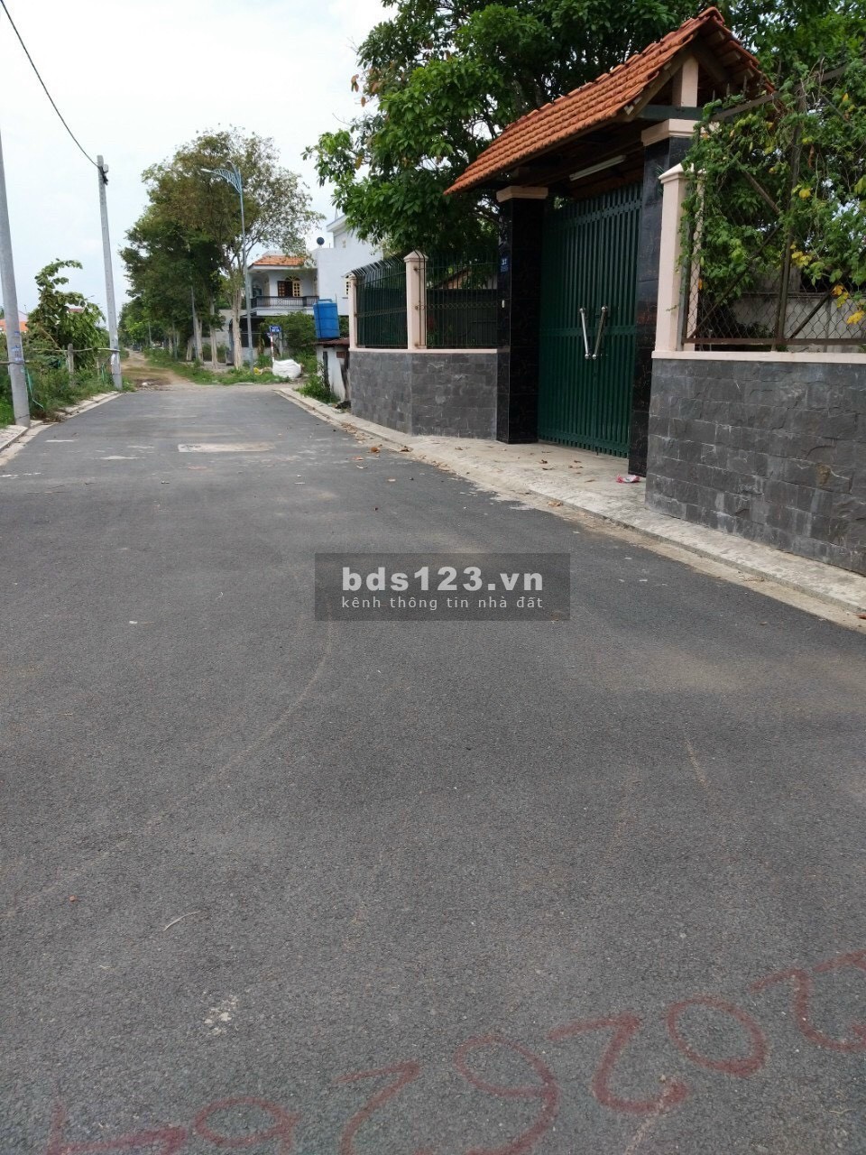 Chính chủ Bán 63m2 đất thổ cư PhướcThiện kế Vinhomes Q9 Giá 2ty5