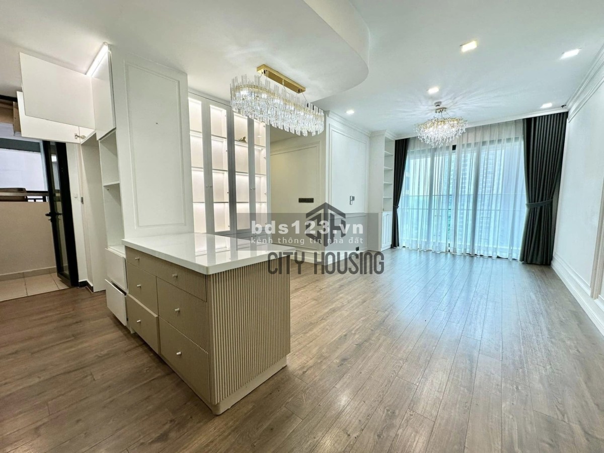 Nội thất cơ bản duy nhất tại căn hộ Feliz En Vista. 2PN - 85m2 - 18 tr/th. Lh em Tâm: 0902.0506.43