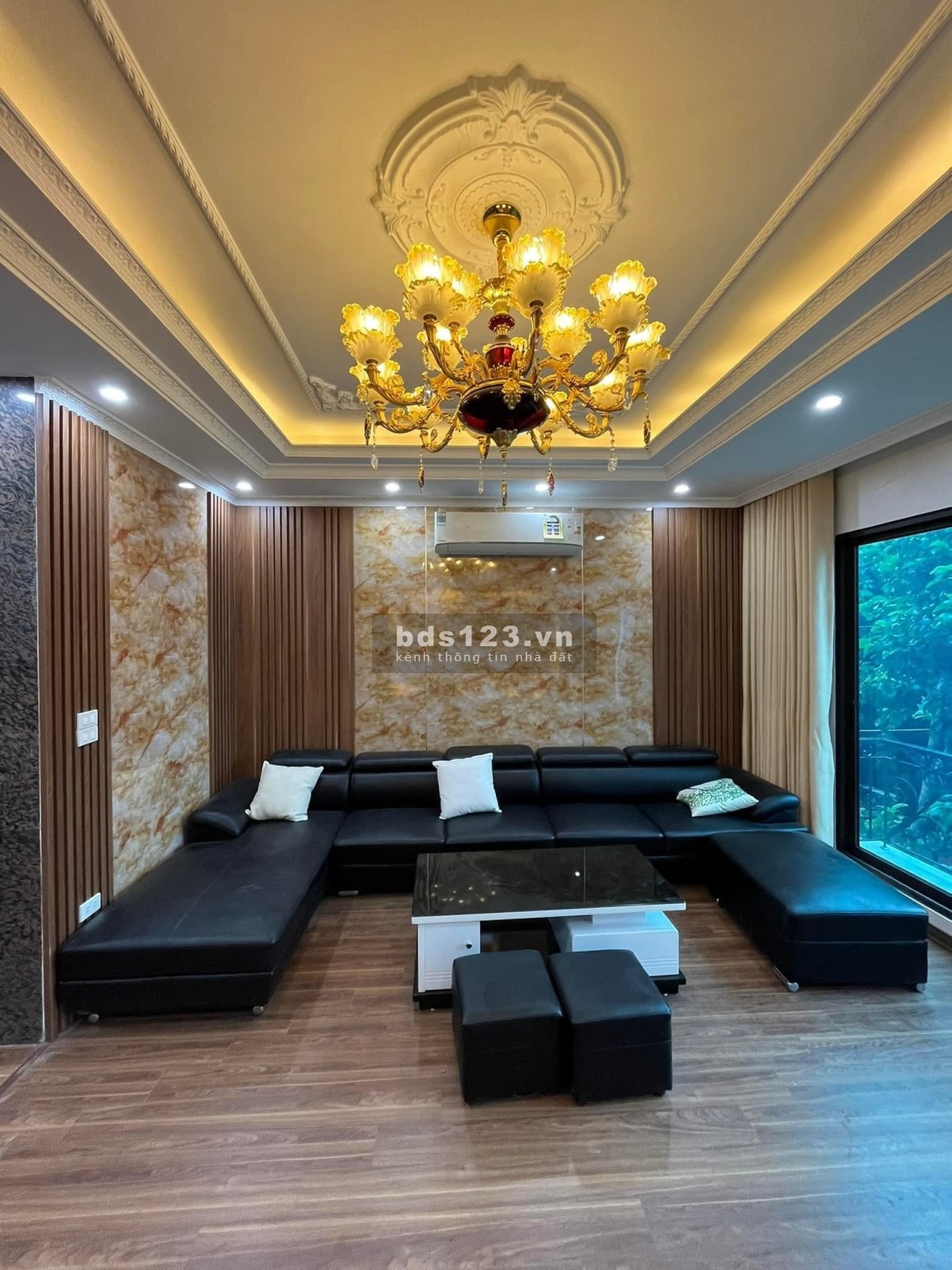 NHỈNH 10 TỶ CÓ NHÀ YÊN LÃNG, ĐỐNG ĐA, PHÂN LÔ, THANG MÁY, 55M2x6T, Ô TÔ TRÁNH.