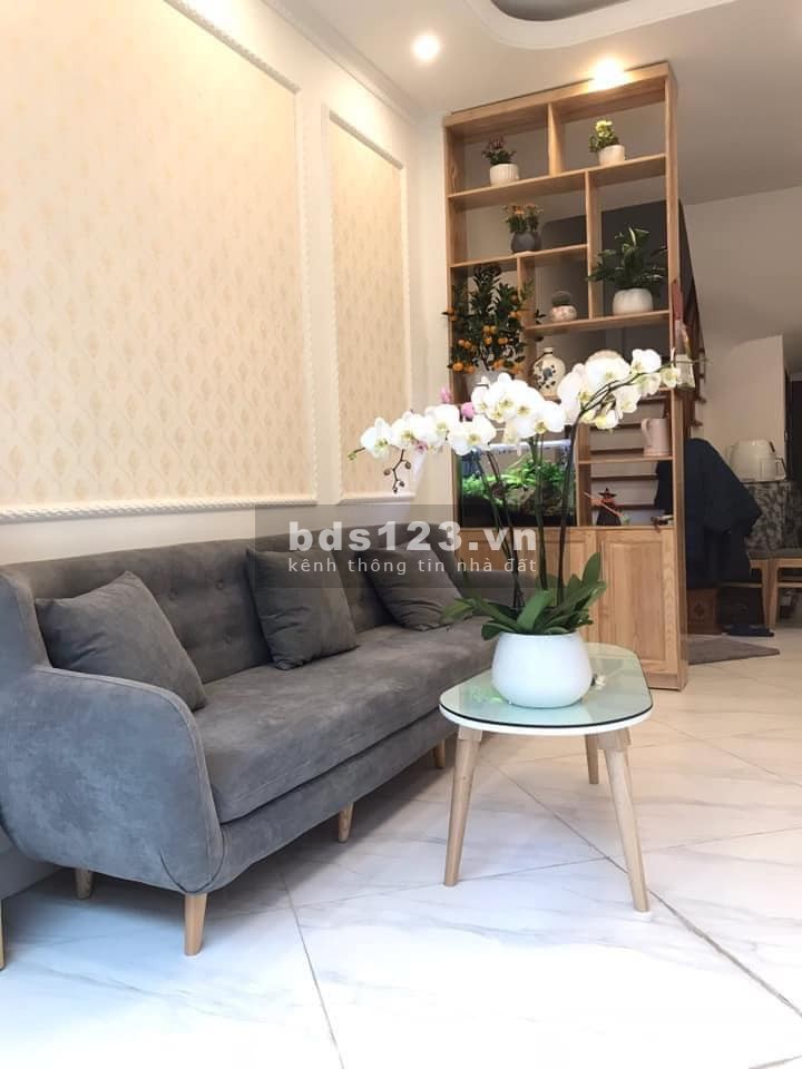 Bán nhà Bồ Đề - Long Biên ngõ Kinh doanh, 60m2 - 5 tầng - giá 5 tỷ 3
