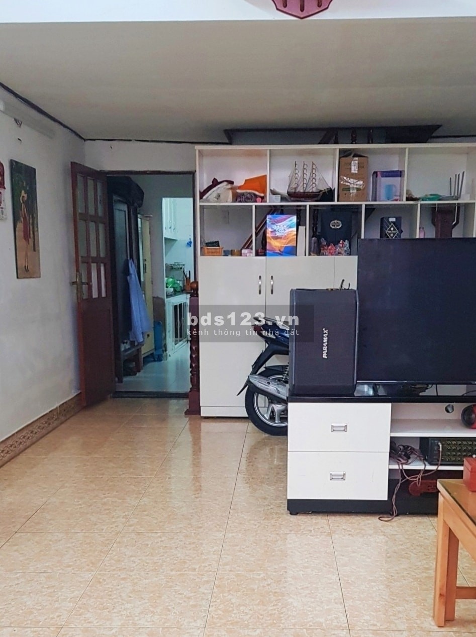 Bán nhà gấp Huỳnh Văn Bánh q PN 75m2 nhà 3 tầng giá từ 9 tỷ còn chỉ 7,5 tỷ (thương lượng)