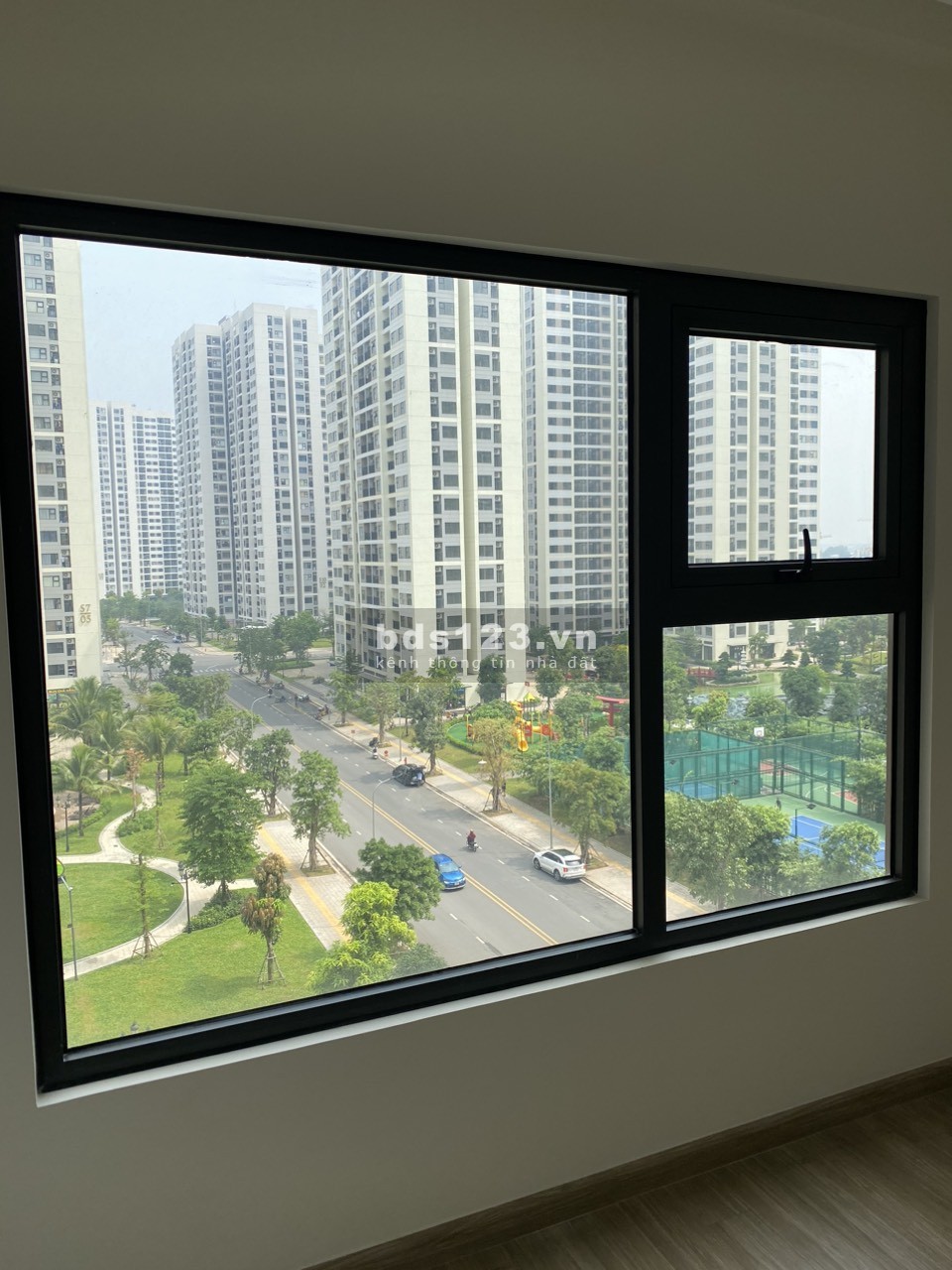Cho thuê căn hộ 65m2 tầng 7 Origami Vinhomes Grand Park Thủ Đức