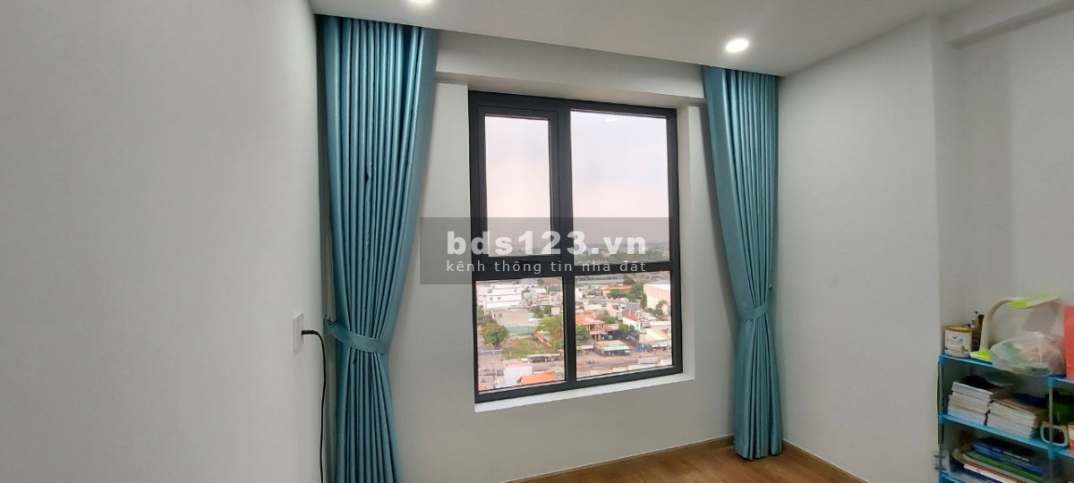 Bán căn hộ góc Bcons greenview giá 1,8ty (bao sang sổ Hồng)
