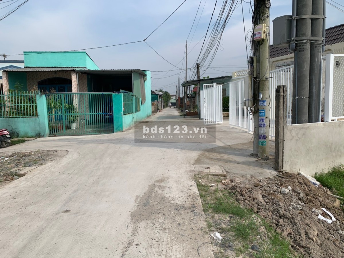 Chủ Hạ 400Tr cho lô đất (253m2) full thổ cư kế bên trường cấp 3 Thị Trấn Đức Hoà chỉ còn 3tỷ