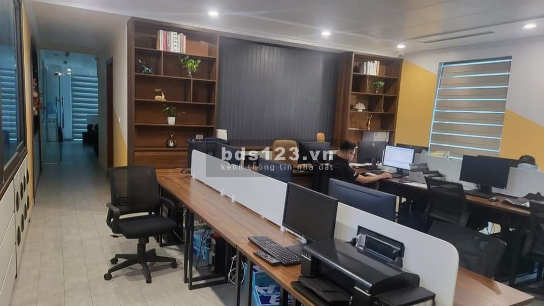 Bán toà VP Nguyễn Trãi, Thanh Xuân. Dt 188m, 7t, MT 7.3m, 71Tỷ. Vị trí đắc địa, KDoanh cực tốt, Hiếm