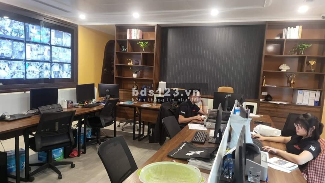 Bán toà VP Nguyễn Trãi, Thanh Xuân. Dt 188m, 7t, MT 7.3m, 71Tỷ. Vị trí đắc địa, KDoanh cực tốt, Hiếm