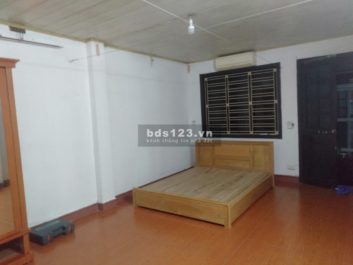 Chính chủ cần cho thuê căn nhà 2 tầng Cổ Linh, Thạch Bàn