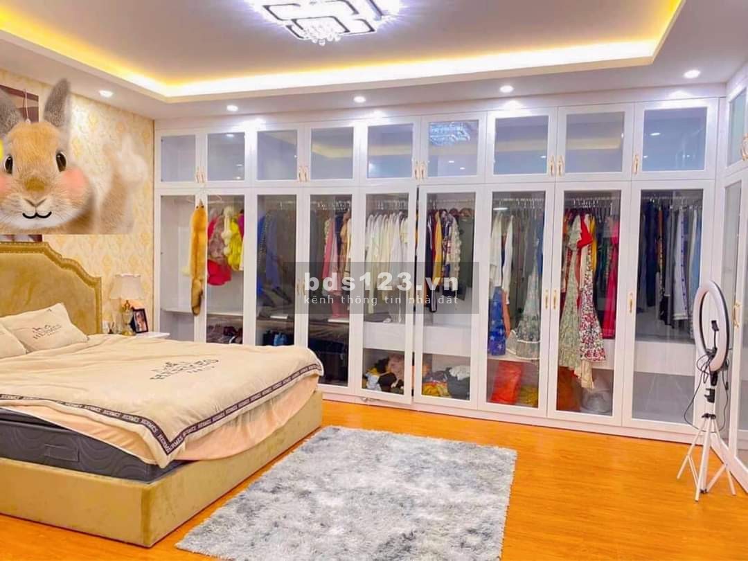 TRUNG TÂM THANH XUÂN 44M x 4 TẦNG. MT RỘNG. SĐCC GIÁ 6,x TỶ.