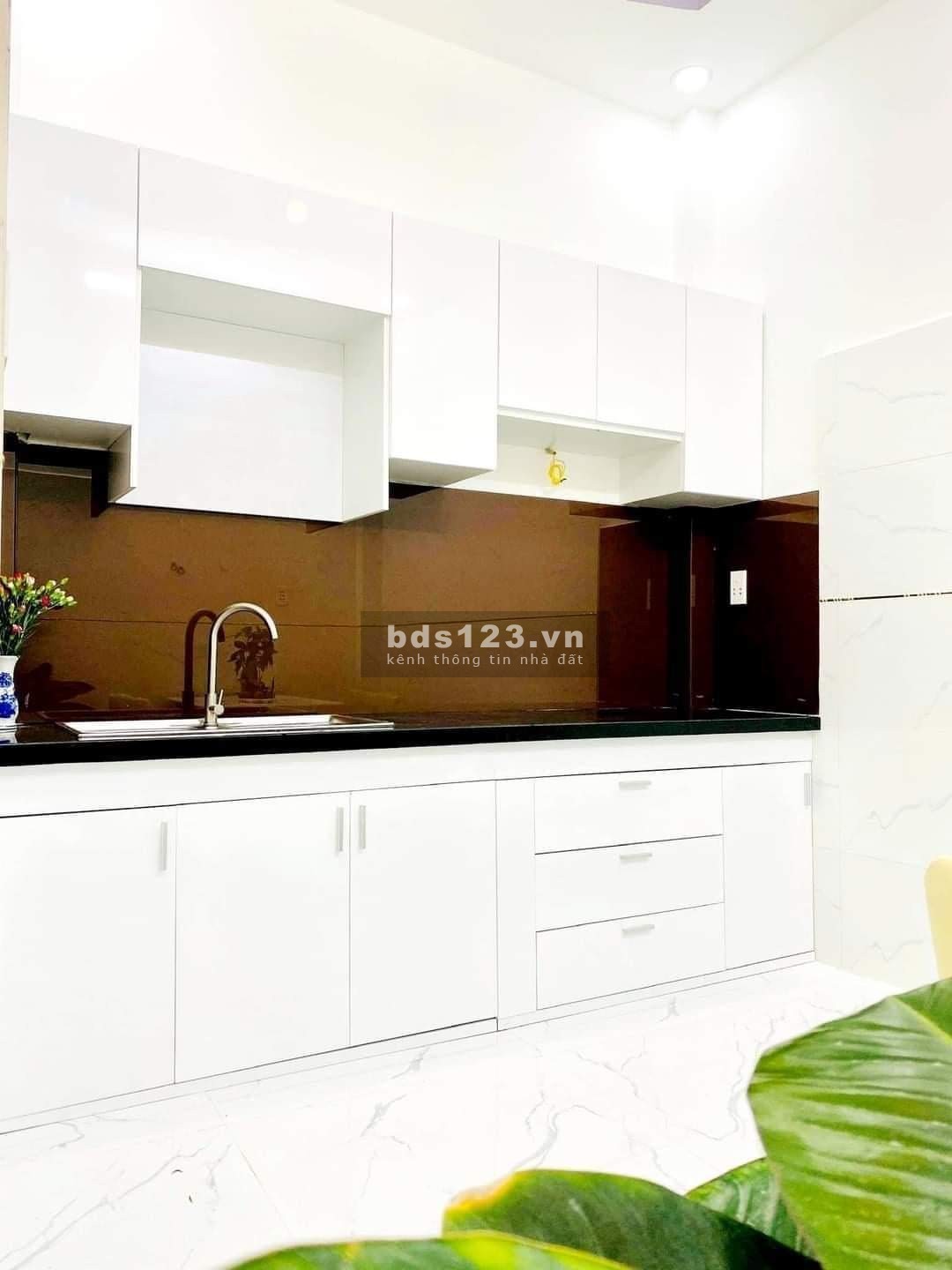 VIP P.5 GÒ VẤP - 40M2 - 5 TẦNG BTCT - NHÀ MỚI ĐẸP LUNG LINH - NGANG 4M - CHỈ 4.199 TỶ.