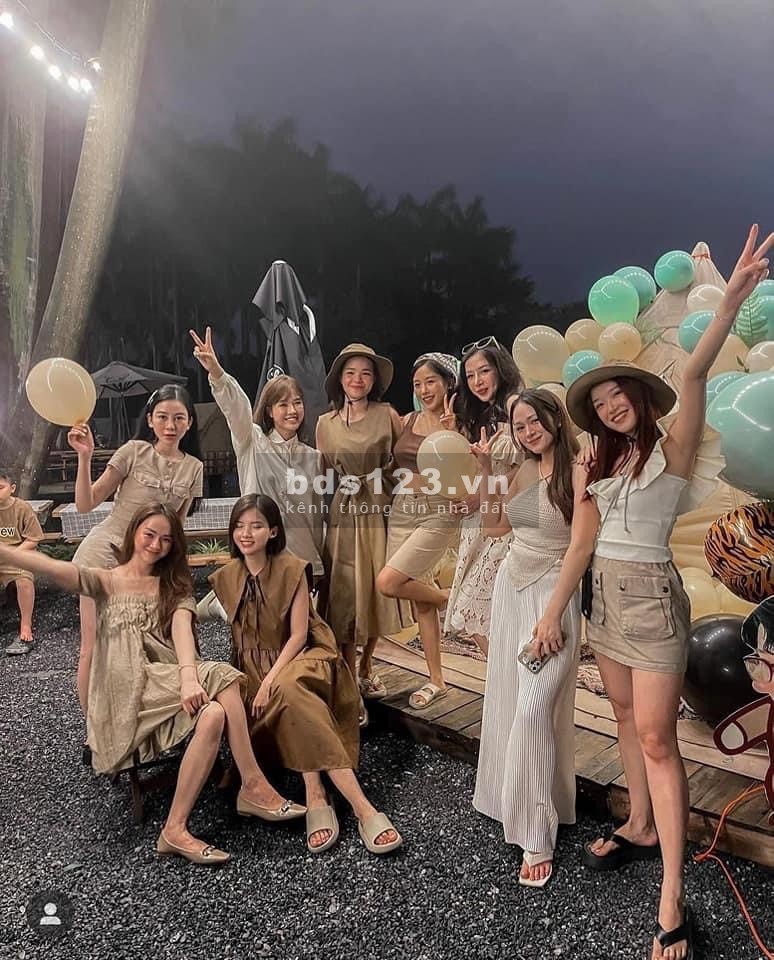 Siêu hiếm căn studio ( Full đồ ) view bể bơi chỉ còn 890 triệu VHOP LH : 0974.878.790