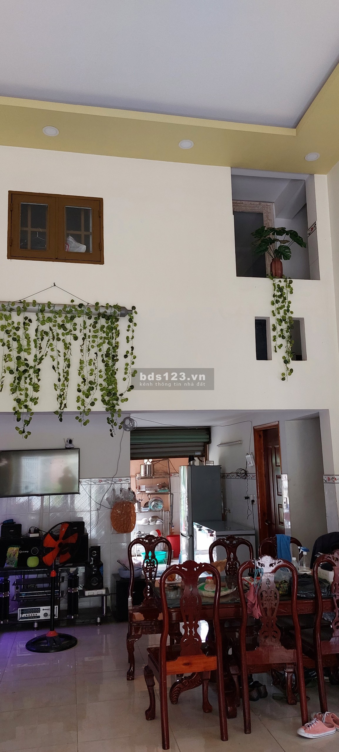 Bán nhà đúc kiên cố 1 lửng 3 lầu bề ngang 8m siêu đẹp Liên Khu 4-5