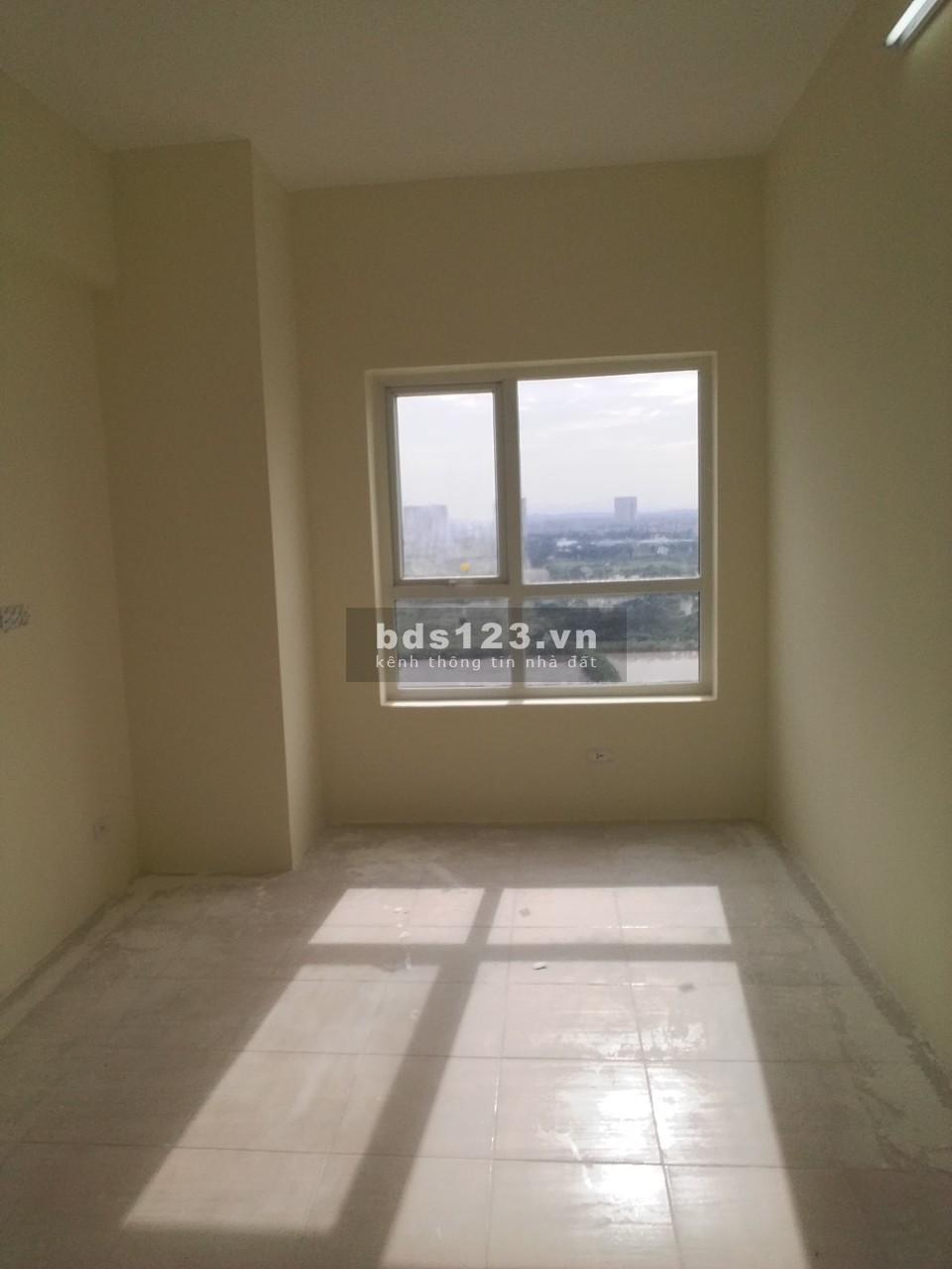 Cho thuê căn hộ chung cư 4 phòng ngủ 156m2 toà CT2 Xuân Phương Quốc Hội