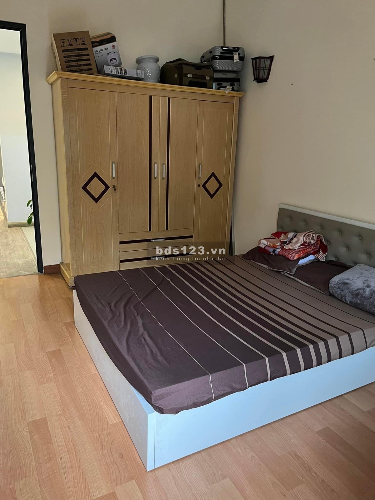 Bán căn hộ chung cư cầu bưou hà đông DT 80m2