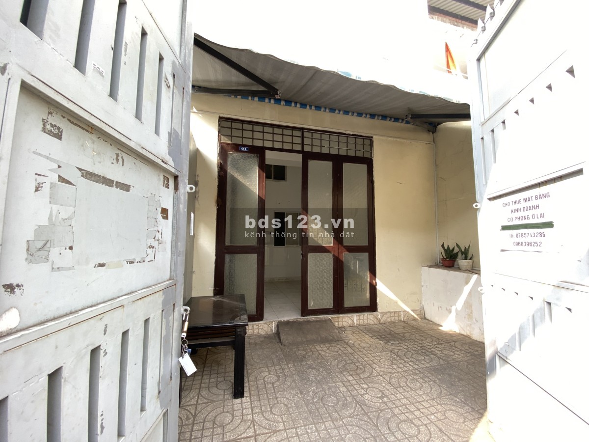 Bán mặt bằng kinh doanh 50m2 đường Tô Hiệu có chỗ ở lại quận Tân Phú