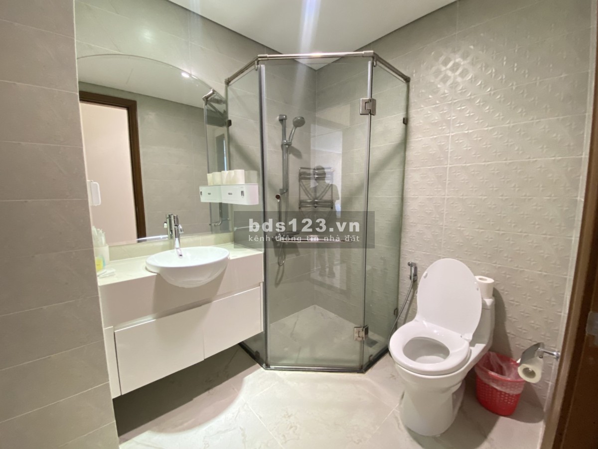 Cho thuê giá tốt Vinhomes Central Park1-2-3-4pn. Liên hệ: 0888662828