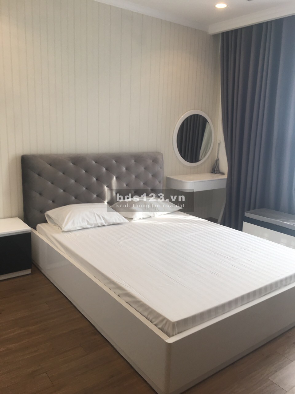 Cho thuê giá tốt nhất Vinhomes Central Park. 1-2-3-4pn, shophouse, tòa Landmark 81LH: 0888662828