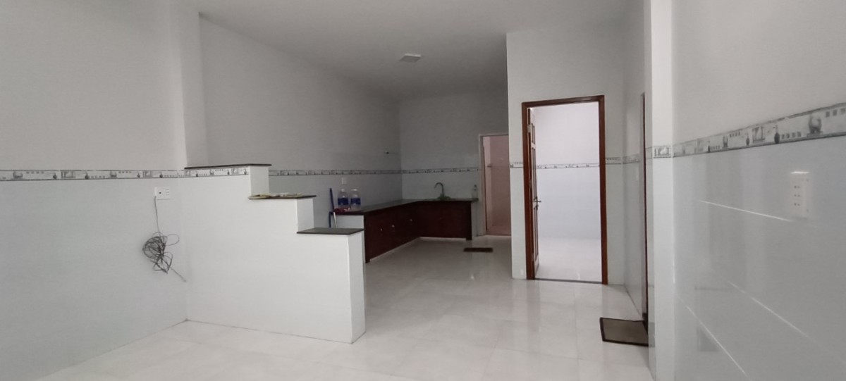 Chính chủ cho thuê nhà Bình Hoà, 1t 1l, 4pn, 3wc, 4.5mx18 nở hậu, dt sd 107m2, giá 10 tr/ tháng