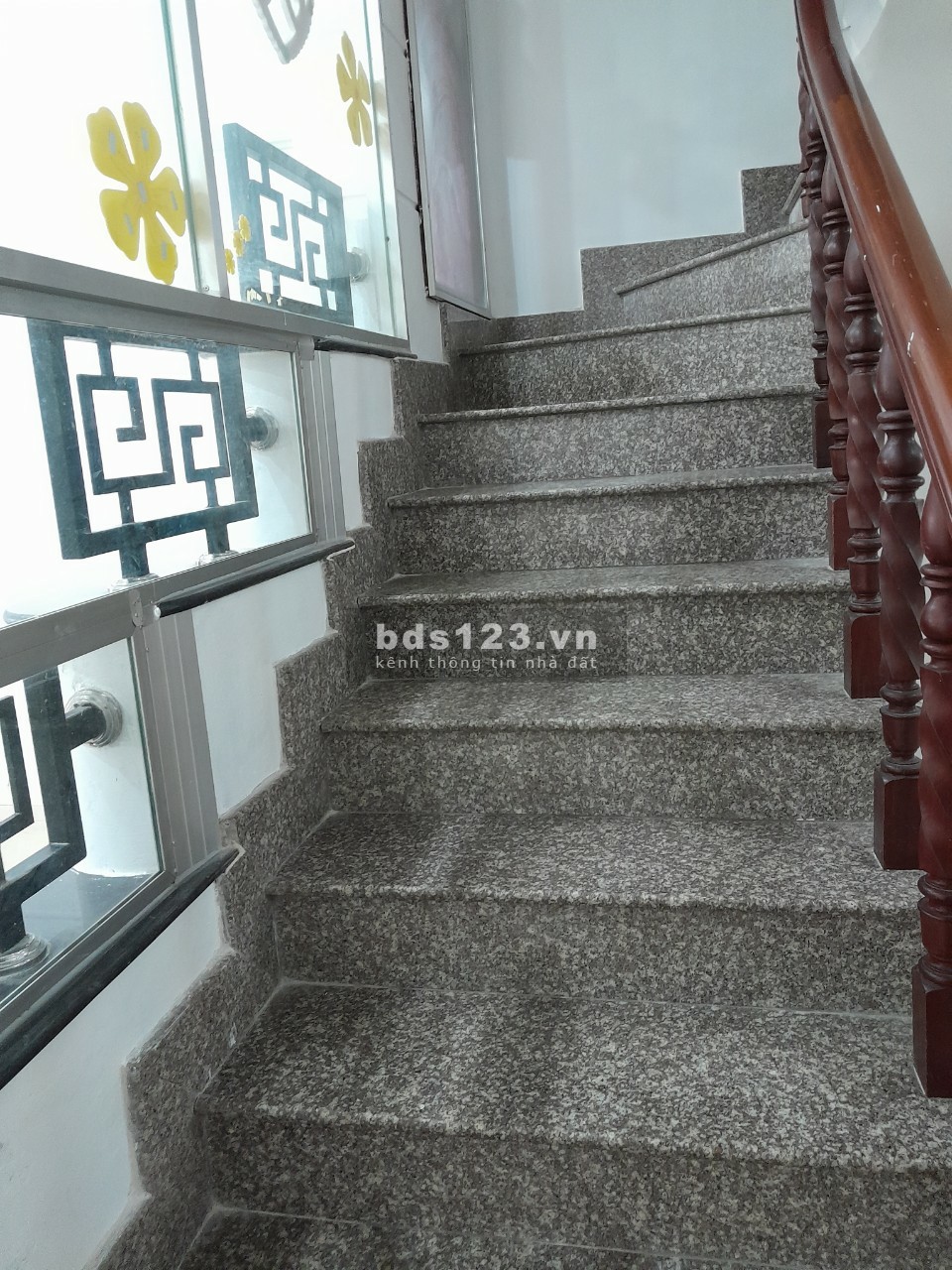 Cần bán căn nhà 3 tầng khu Mỹ Thạnh Hưng, P6, Tp Mỹ Tho. TG. 3TY6XX
