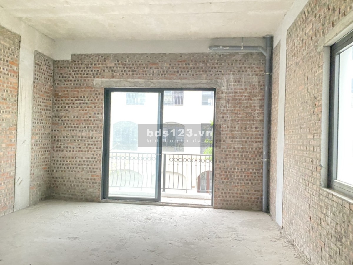 Cần cho thuê Shophouse 110m2 giá 8tr vừa ở vừa kinh doanh được tại San Hô Vinhomes Ocean Park 2