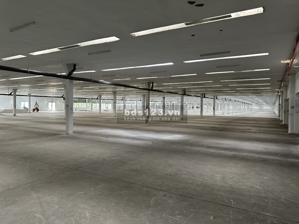 Cho thuê kho bãi giá rẻ ngay cổng KCN TÂN BÌNH từ 300 đến 10.000m2