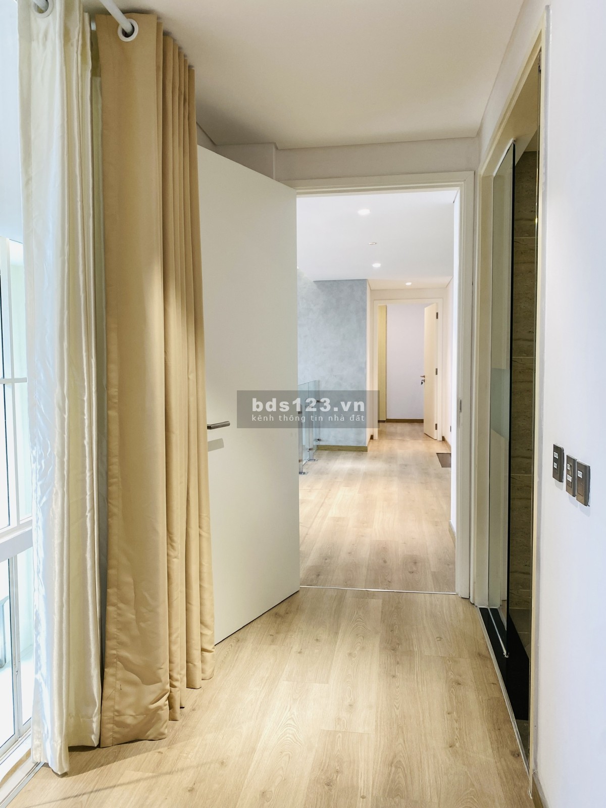 Cho thuê căn hộ Duplex Penthouse 4 phòng ngủ tại The Estella - View Landmark 81