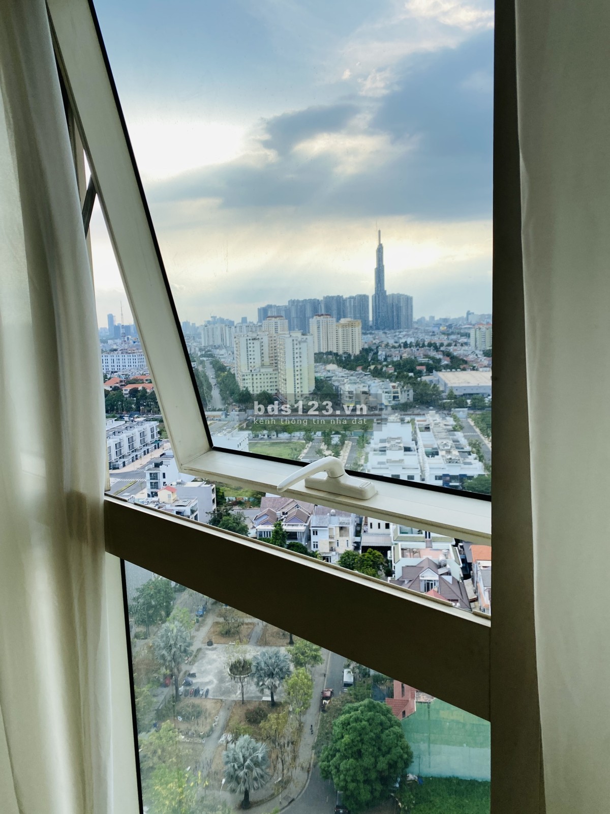 Cho thuê căn hộ Duplex Penthouse 4 phòng ngủ tại The Estella - View Landmark 81