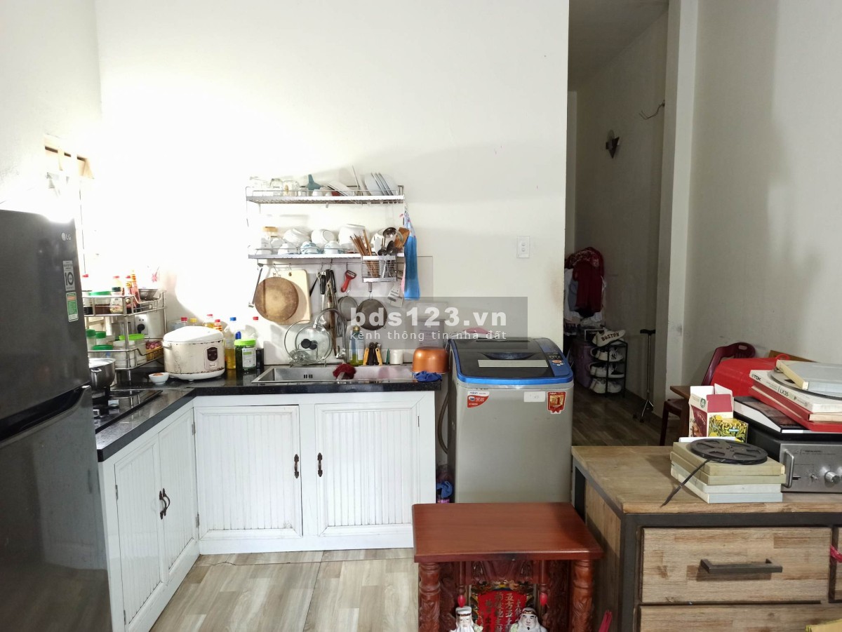 Cần bán gấp nhà 2 tầng Nguyên tri Phương Dĩ an chỉ hơn 4 tỷ