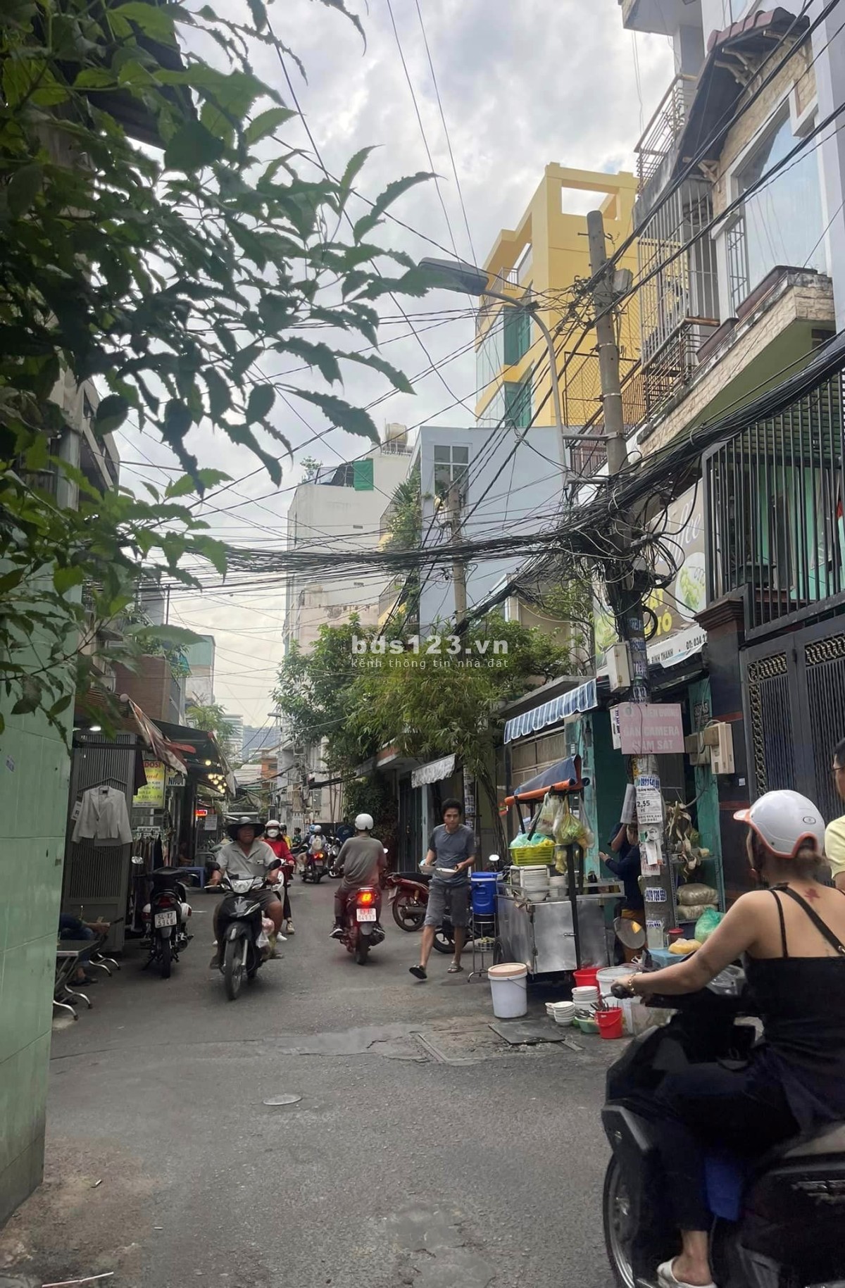 Bán nhà Bình Thạnh 3 tầng, hẻm 6M, 4x21M, gần ngã tư Hàng…
