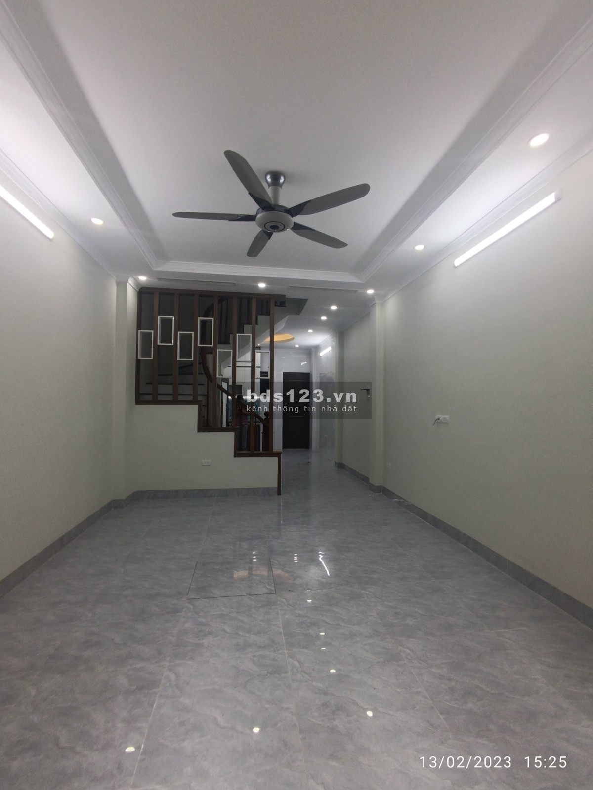 Bán nhà riêng 4 tầng 5 ngủ 2 mặt ngõ gần học viện cảnh sát cách 100m ra đường ô tô