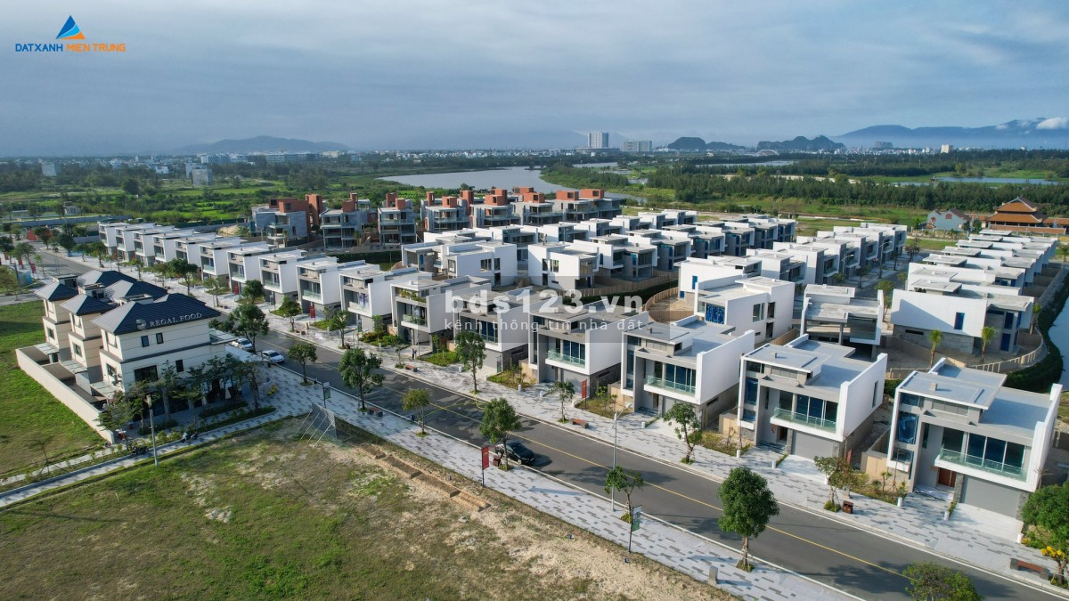 Gía deal bán biệt thự biển gần Ocean Villa, diện tích 427m2 + hồ bơi, sổ lâu dài