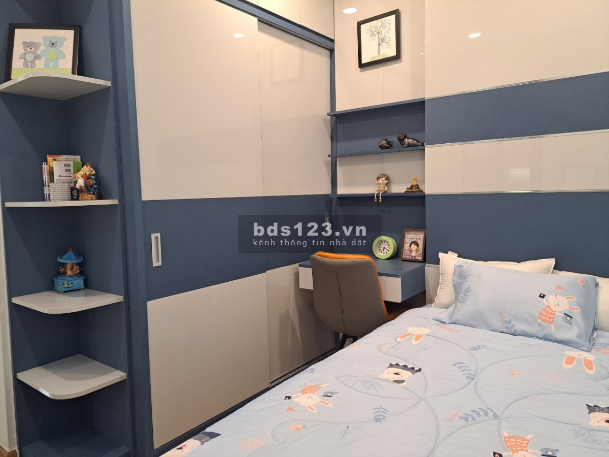 Bán căn hộ cao cấp vừa túi tiền nằm ngay mặt tiền đường