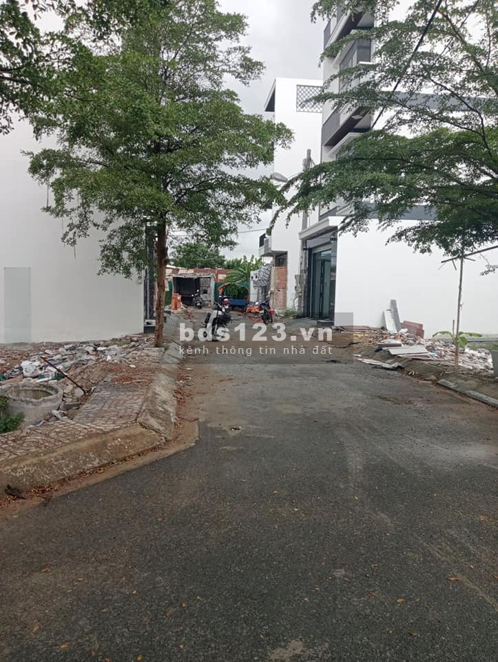 Bán đất hẻm xe hơi 2552 Huỳnh Tấn Phát Phú xuân Nhà Bè DT 82m2 Sổ Hồng Chính chủ