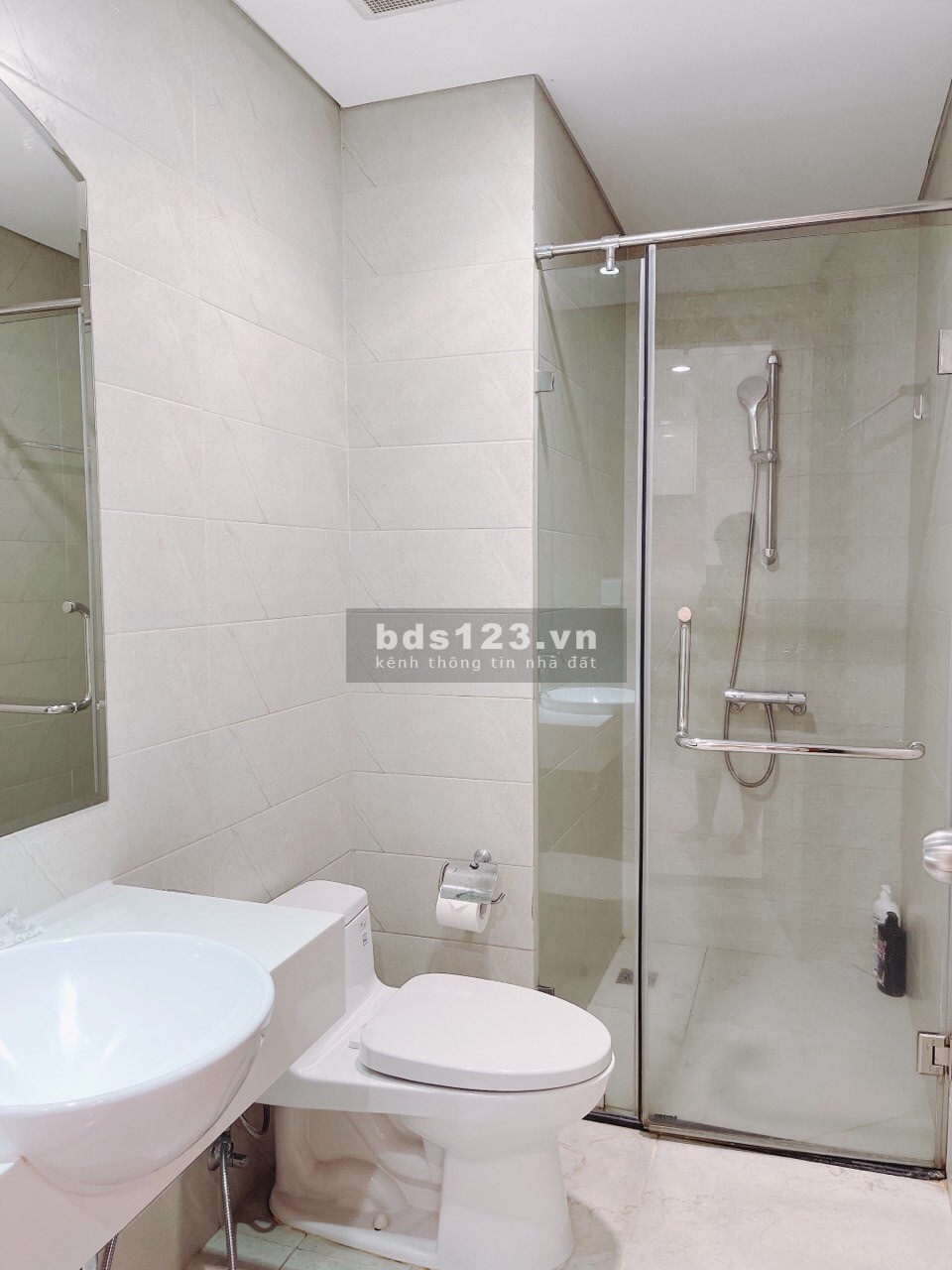 Cho thuê căn hộ siêu phẩm 2PN Vinhomes Central Park, Lanmark4 diện tích 85m2