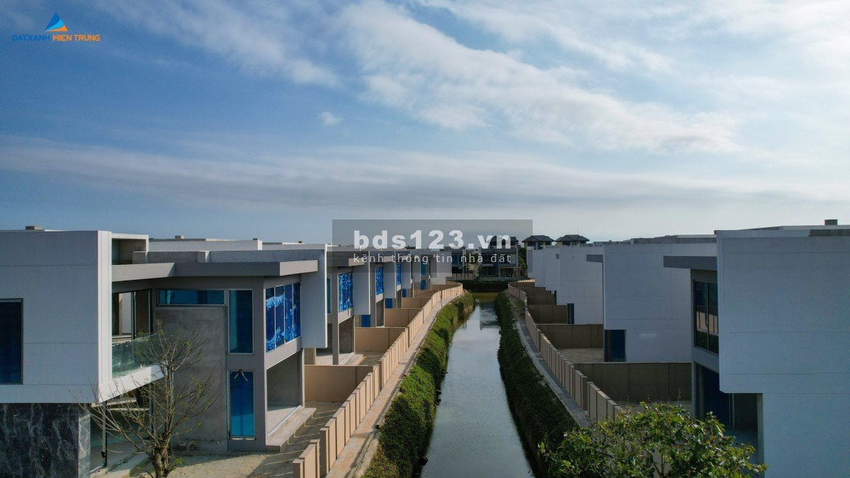Gía deal bán biệt thự biển gần Ocean Villa, diện tích 427m2 + hồ bơi, sổ lâu dài