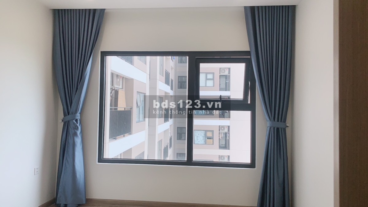 Cho thuê căn hộ 3PN bếp rèm chỉ 8 triệu tại Vinhomes Quận 9