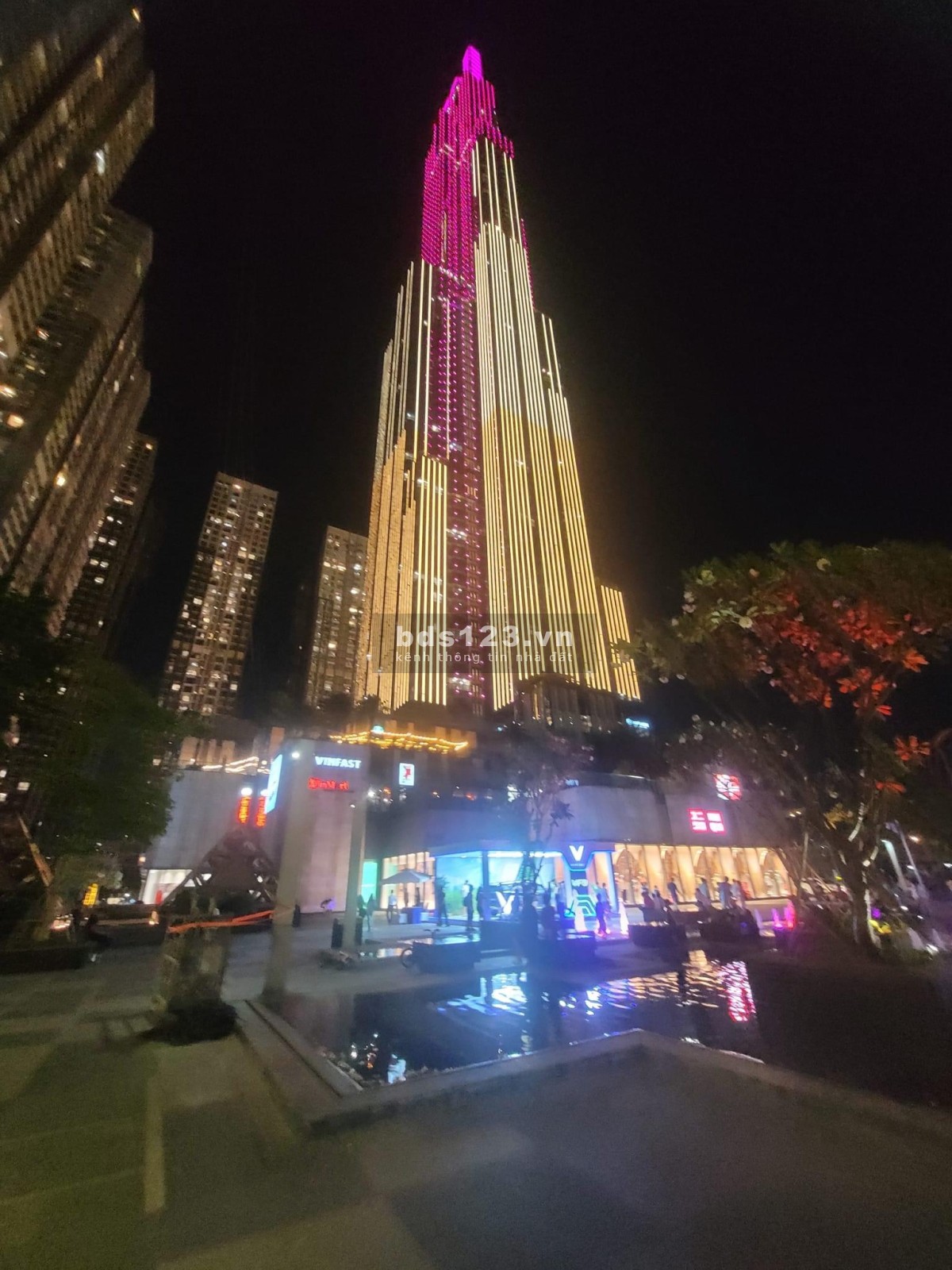 Cho thuê căn hộ 1-2-3-4 phòng ngủ Vinhomes Central Park, Lanmark81