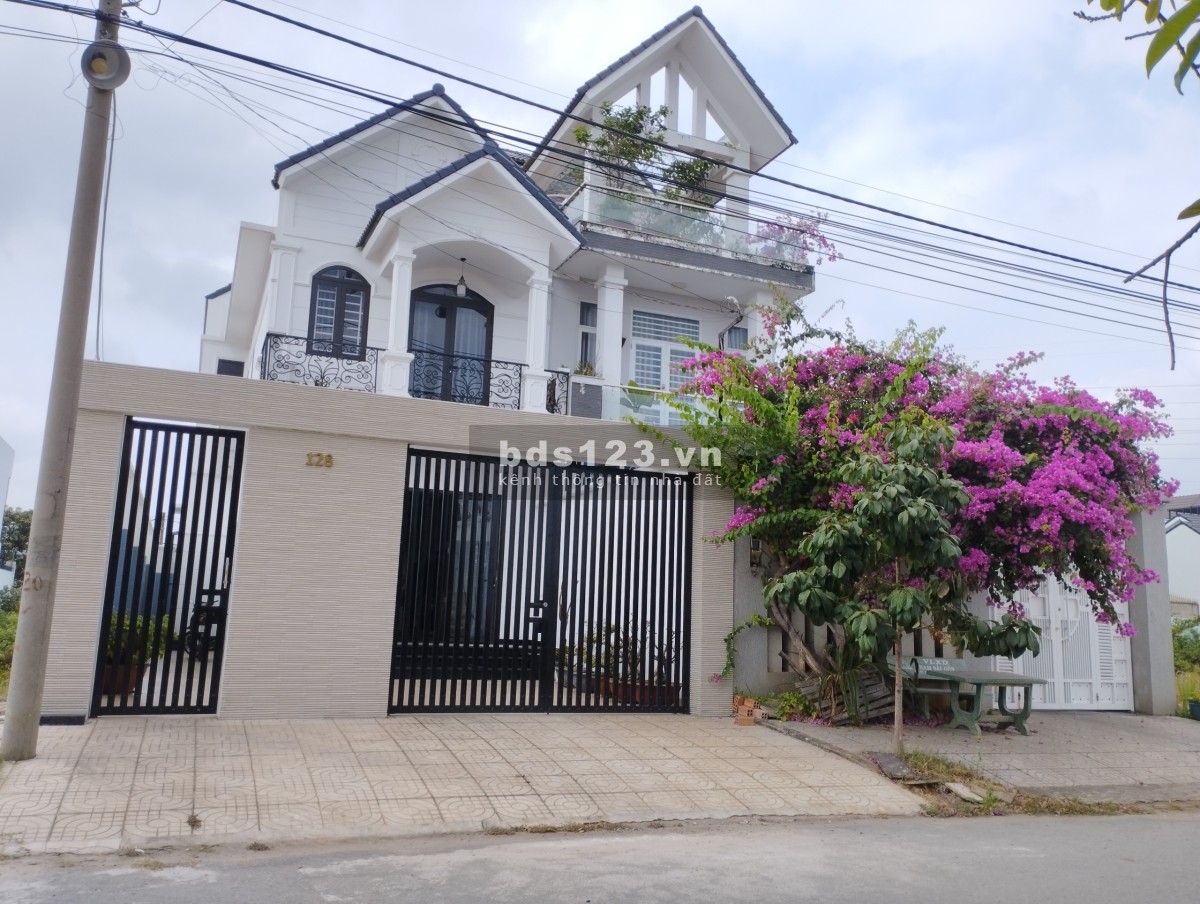 Cần bán đất dự án Khu dân cư Đại học Bách khoa, trục chính 16m, Diện tích 210m², Giá 61.5 Triệu/m²